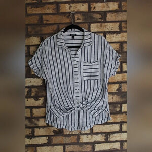 Striped tie knot button up tshirt